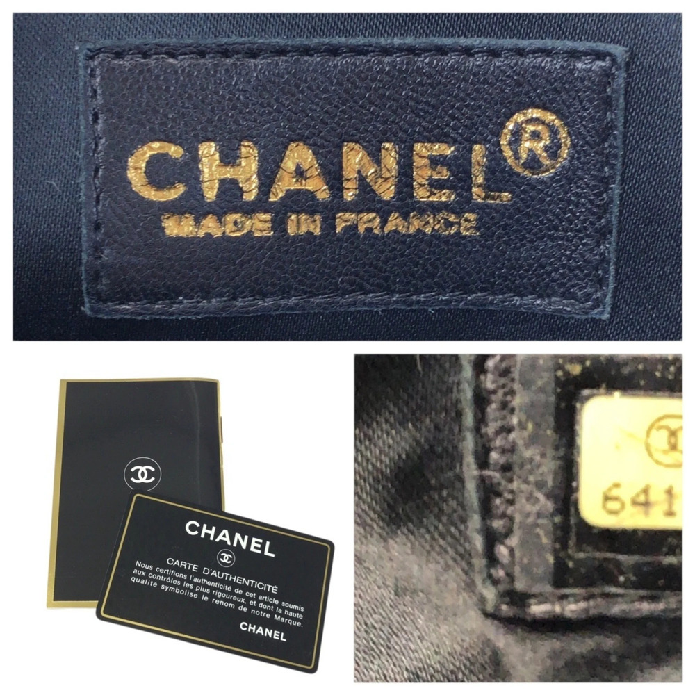 CHANEL Vintage Black Lambskin Leather Logo Messenger Shoulder Bag - Picture 4 of 10